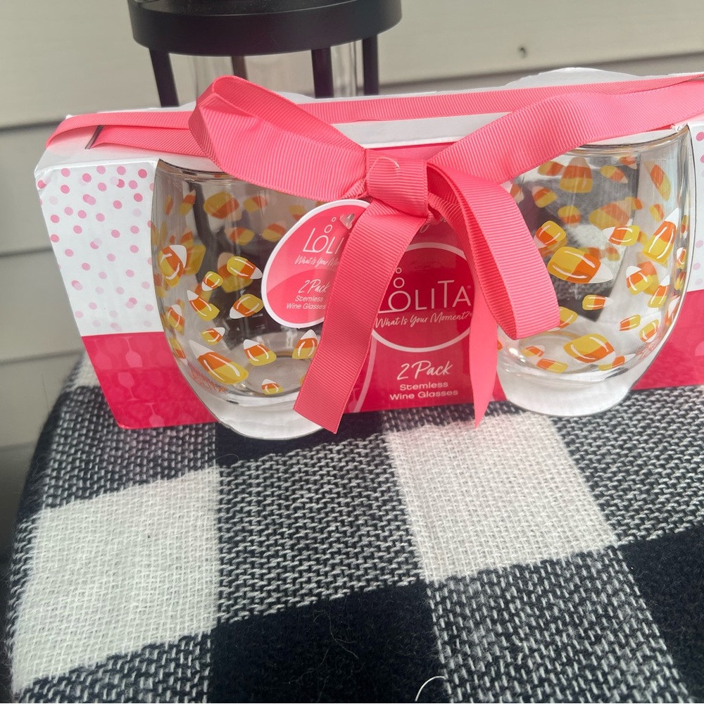 Lolita Festive Candy Corn 2 Piece Qine Glass Set NWT